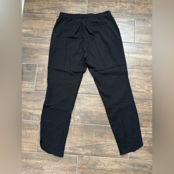Marine Layer Allison Black Cropped Pants - Picture 5 of 5